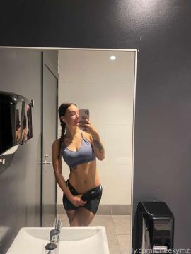OnlyFans - Cheekymz / @cheekymz Scene 37 — photo 10 of 20