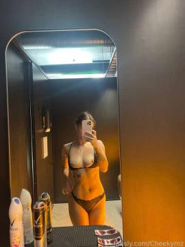 OnlyFans - Cheekymz / @cheekymz Scene 59 — photo 7 of 20