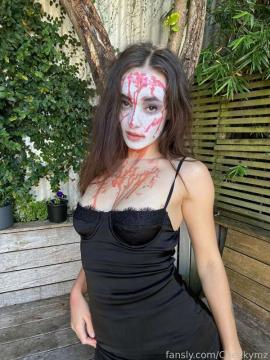 OnlyFans - Cheekymz / @cheekymz Scene 59 — photo 17 of 20