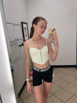 OnlyFans - Makayla /  @makaylaj1998 Scene 2 — photo 4 of 20