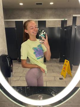 OnlyFans - Makayla /  @makaylaj1998 Scene 2 — photo 13 of 20