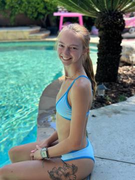 OnlyFans - Makayla /  @makaylaj1998 Scene 3 — photo 2 of 20