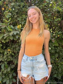 OnlyFans - Makayla /  @makaylaj1998 Scene 7 — photo 1 of 20