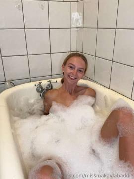 OnlyFans - Makayla /  @makaylaj1998 Scene 7 — photo 9 of 20