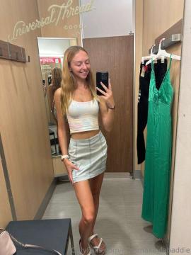 OnlyFans - Makayla /  @makaylaj1998 Scene 9 — photo 5 of 20
