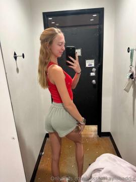 OnlyFans - Makayla /  @makaylaj1998 Scene 9 — photo 19 of 20