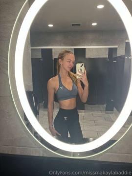 OnlyFans - Makayla /  @makaylaj1998 Scene 10 — photo 10 of 20