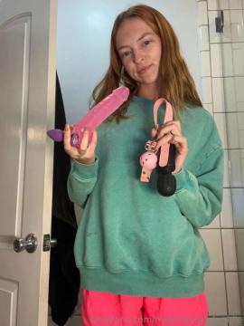 OnlyFans - Makayla /  @makaylaj1998 Scene 19 — photo 11 of 20