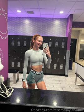 OnlyFans - Makayla /  @makaylaj1998 Scene 19 — photo 12 of 20