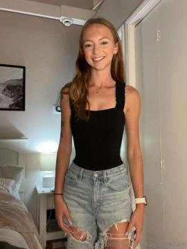 OnlyFans - Makayla /  @makaylaj1998 Scene 23 — photo 8 of 20