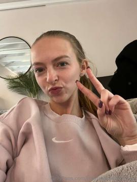 OnlyFans - Makayla /  @makaylaj1998 Scene 24 — photo 16 of 20