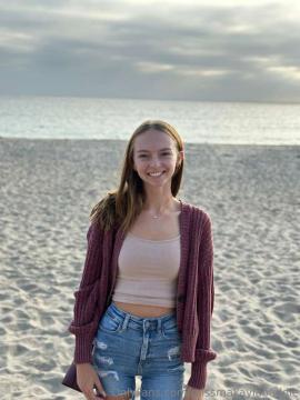 OnlyFans - Makayla /  @makaylaj1998 Scene 33 — photo 5 of 20
