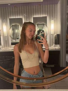 OnlyFans - Makayla /  @makaylaj1998 Scene 34 — photo 5 of 20