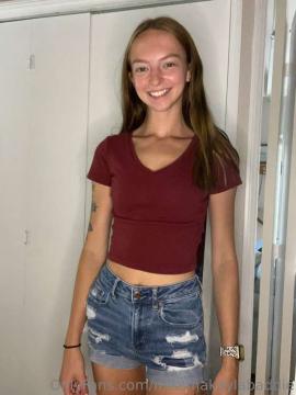 OnlyFans - Makayla /  @makaylaj1998 Scene 35 — photo 1 of 20