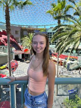 OnlyFans - Makayla /  @makaylaj1998 Scene 36 — photo 6 of 20