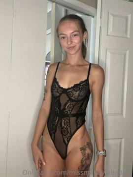 OnlyFans - Makayla /  @makaylaj1998 Scene 36 — photo 7 of 20