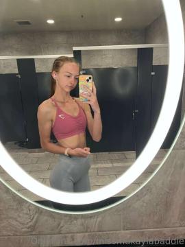OnlyFans - Makayla /  @makaylaj1998 Scene 39 — photo 18 of 20