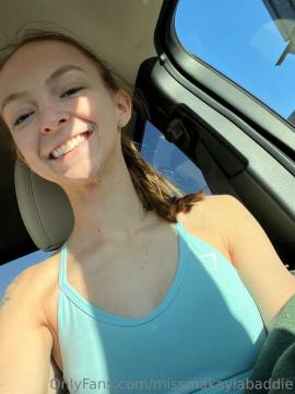 OnlyFans - Makayla /  @makaylaj1998 Scene 44 — photo 19 of 20