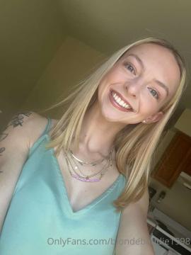 OnlyFans - Makayla /  @makaylaj1998 Scene 45 — photo 13 of 20