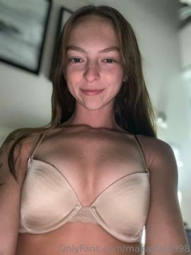 OnlyFans - Makayla /  @makaylaj1998 Scene 56 — photo 14 of 20