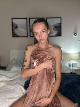 OnlyFans - Makayla /  @makaylaj1998 Scene 61 — photo 17 of 20