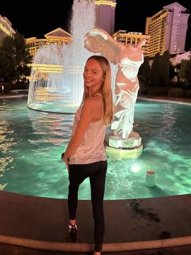 OnlyFans - Makayla /  @makaylaj1998 Scene 70 — photo 8 of 20