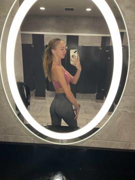 OnlyFans - Makayla /  @makaylaj1998 Scene 70 — photo 10 of 20