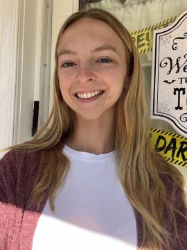 OnlyFans - Makayla /  @makaylaj1998 Scene 73 — photo 19 of 20
