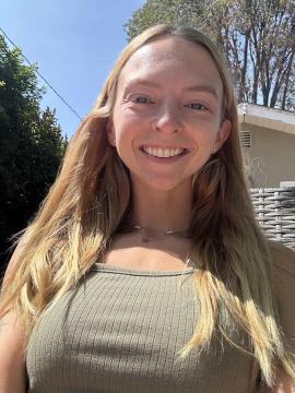 OnlyFans - Makayla /  @makaylaj1998 Scene 83 — photo 1 of 20
