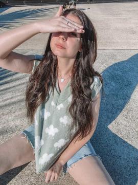 OnlyFans - Kiki / @kikiii.isabella Scene 4 — photo 4 of 20
