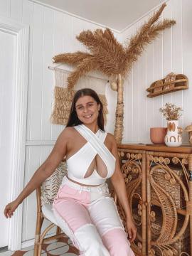 OnlyFans - Kiki / @kikiii.isabella Scene 7 — photo 1 of 20