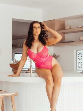 OnlyFans - Kiki / @kikiii.isabella Scene 11 — photo 11 of 20