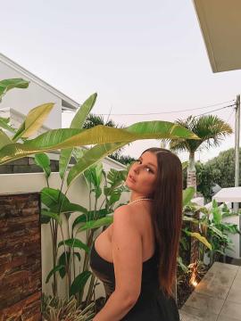 OnlyFans - Kiki / @kikiii.isabella Scene 17 — photo 2 of 20