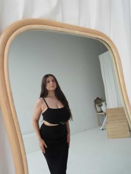 OnlyFans - Kiki / @kikiii.isabella Scene 20 — photo 11 of 20