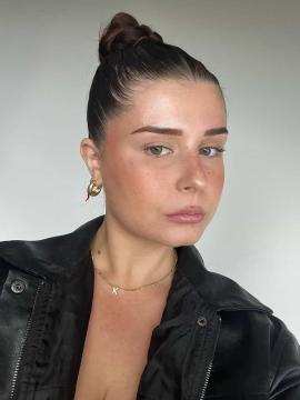 OnlyFans - Kiki / @kikiii.isabella Scene 25 — photo 13 of 20