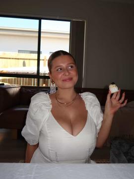 OnlyFans - Kiki / @kikiii.isabella Scene 30 — photo 10 of 20