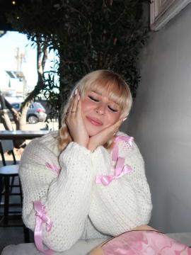 OnlyFans - Kiki / @kikiii.isabella Scene 34 — photo 19 of 20