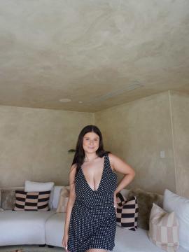 OnlyFans - Kiki / @kikiii.isabella Scene 40 — photo 9 of 20