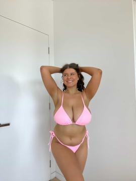 OnlyFans - Kiki / @kikiii.isabella Scene 42 — photo 11 of 20
