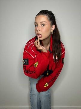 OnlyFans - Kiki / @kikiii.isabella Scene 46 — photo 11 of 20