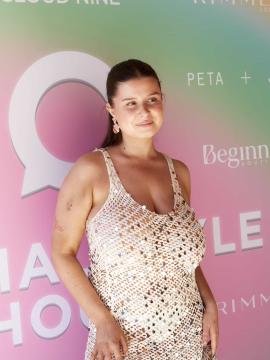OnlyFans - Kiki / @kikiii.isabella Scene 50 — photo 6 of 20