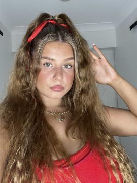 OnlyFans - Kiki / @kikiii.isabella Scene 52 — photo 8 of 20