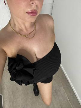 OnlyFans - Kiki / @kikiii.isabella Scene 52 — photo 19 of 20