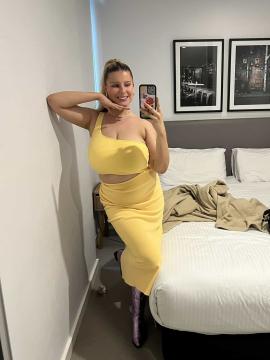 OnlyFans - Kiki / @kikiii.isabella Scene 54 — photo 2 of 20