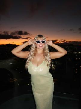 OnlyFans - Kiki / @kikiii.isabella Scene 56 — photo 6 of 20