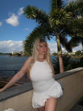 OnlyFans - Kiki / @kikiii.isabella Scene 57 — photo 12 of 20