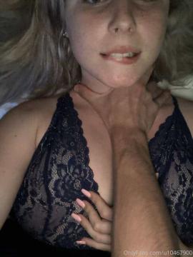 OnlyFans - Kiki / @kikiii.isabella Scene 59 — photo 15 of 20