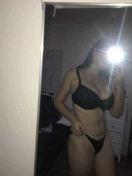 OnlyFans - Kiki / @kikiii.isabella Scene 60 — photo 6 of 20