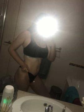 OnlyFans - Kiki / @kikiii.isabella Scene 60 — photo 8 of 20