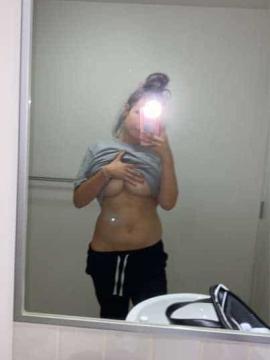 OnlyFans - Kiki / @kikiii.isabella Scene 62 — photo 19 of 20